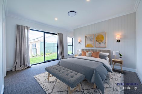 Property photo of 73 Lincoln Parkway Dubbo NSW 2830