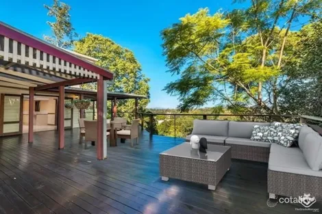 Property photo of 62 Bielby Road Kenmore Hills QLD 4069