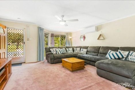 Property photo of 8 Bordeaux Drive Woodcroft SA 5162