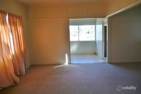 Property photo of 30 York Street Oakey QLD 4401