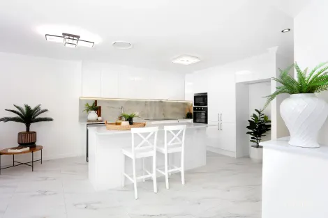 Property photo of 2/139 Bayview Street Runaway Bay QLD 4216