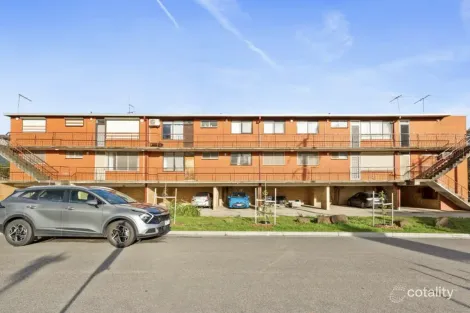 2/38 Hampton Pde, West Footscray, VIC 3012