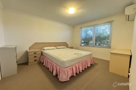 Property photo of 3 Hourn Way Canning Vale WA 6155