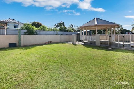 Property photo of 2324 Wynnum Road Wynnum QLD 4178