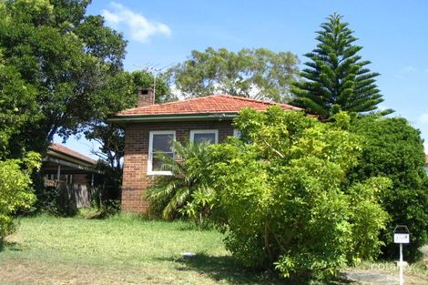 7 Charles St, Riverwood, NSW 2210