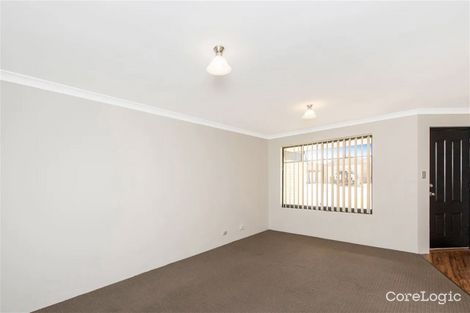 Property photo of 5 Finchley Avenue Meadow Springs WA 6210