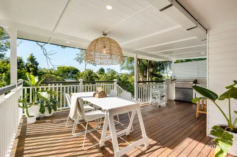 Property photo of 16 Donna Street Kenmore QLD 4069