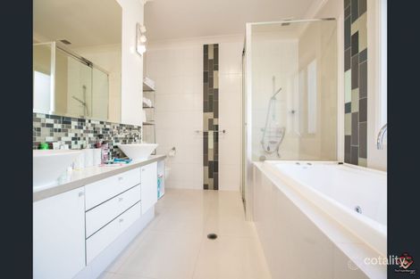 Property photo of 3053 Quay South Drive Carrara QLD 4211