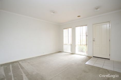 Property photo of 11 Kingsland Close Dingley Village VIC 3172