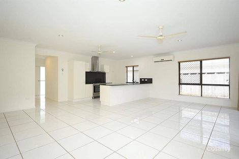 Property photo of 206 Timberlea Drive Bentley Park QLD 4869