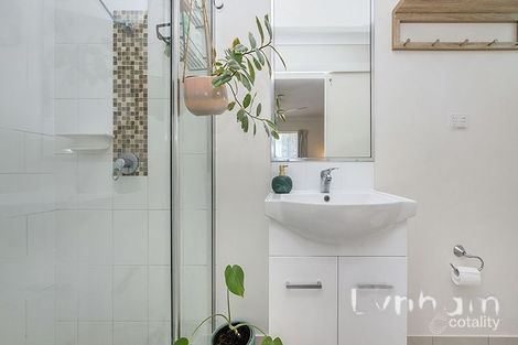 Property photo of 6 Lochern Way Bushland Beach QLD 4818