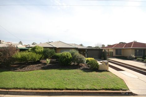 20 Carpenter Rd, Parafield Gardens, SA 5107