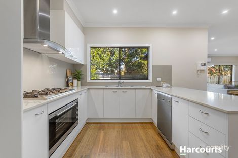 Property photo of 2/2 Folkestone Road Glen Waverley VIC 3150