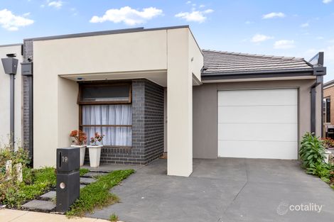 19 Fleurieu Cct, Armstrong Creek, VIC 3217