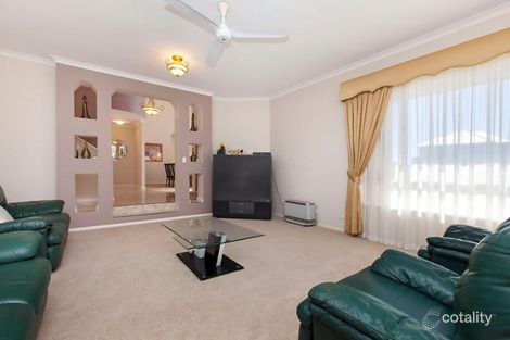 Property photo of 11 Rothwald Place Hillarys WA 6025