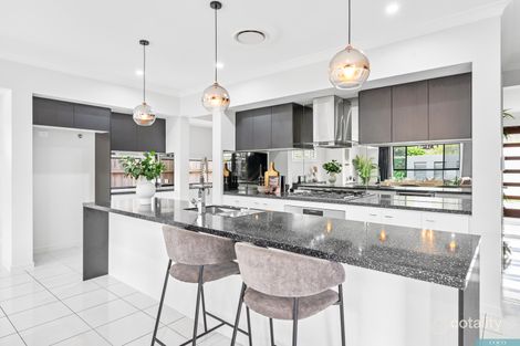 36 Sandalwood St, Thornlands, QLD 4164