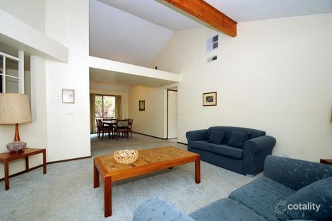 Property photo of 15 Ghiran Close Aspendale Gardens VIC 3195