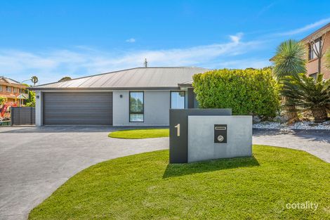 Property photo of 1 Dryandra Way Shellharbour NSW 2529