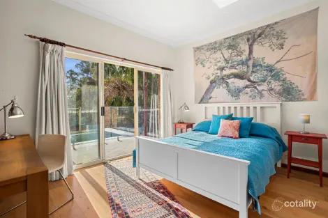 Property photo of 11 Gilwinga Drive Bayview NSW 2104