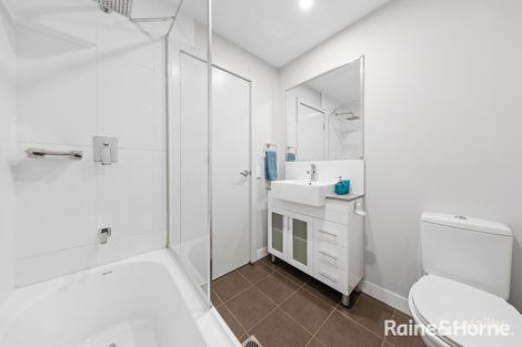 Property photo of 60 Mellish Parade Glenfield NSW 2167