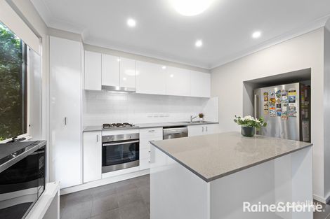 Property photo of 60 Mellish Parade Glenfield NSW 2167