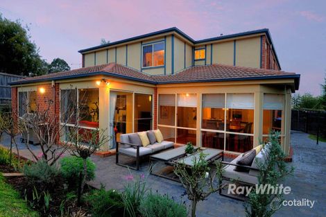 Property photo of 8 The Croft Lysterfield VIC 3156
