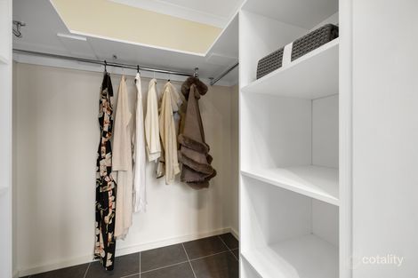 Property photo of 16 Billabong Avenue Sale VIC 3850