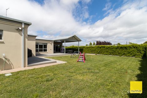 Property photo of 15 Hyland Drive Bungendore NSW 2621