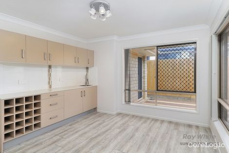 Property photo of 14 Johnstone Place Riverview QLD 4303