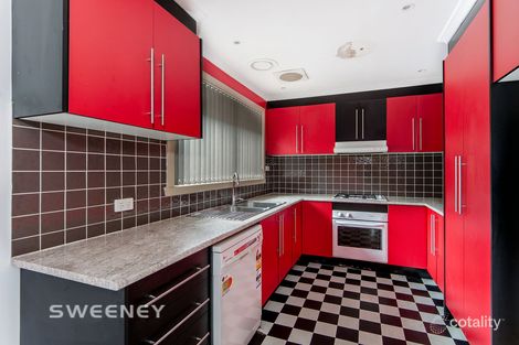 Property photo of 24 Diamond Avenue Albanvale VIC 3021