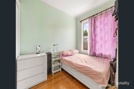 Property photo of 8 Chifley Crescent Dandenong North VIC 3175