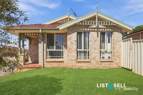 4/48 Julius Rd, Rosemeadow, NSW 2560