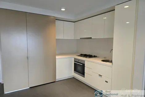 1506/33 Mackenzie St, Melbourne, VIC 3000