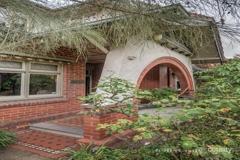 Property photo of 2 Mountain Grove Kew VIC 3101