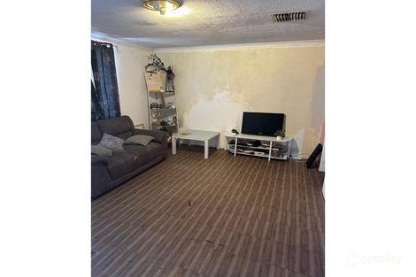 Property photo of 13 Meuller Way Thornlie WA 6108