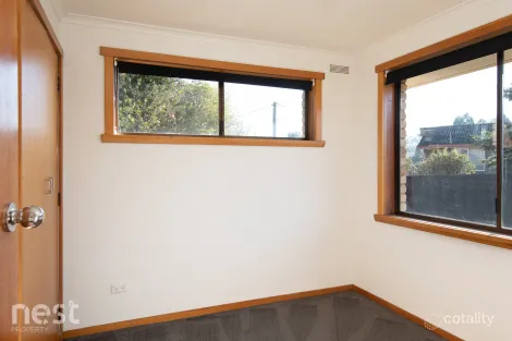 Property photo of 2/40 Bishops Drive Newnham TAS 7248