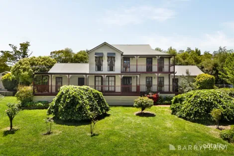 Property photo of 7 Edward Staff Drive Kinglake VIC 3763