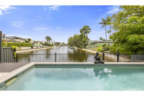 Property photo of 11 Merrimac Boulevard Broadbeach Waters QLD 4218