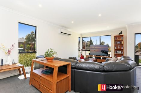 Property photo of 2 Silverstone Circuit Wollert VIC 3750