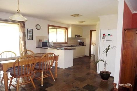 Property photo of 38 Proctor Crescent Keilor Downs VIC 3038