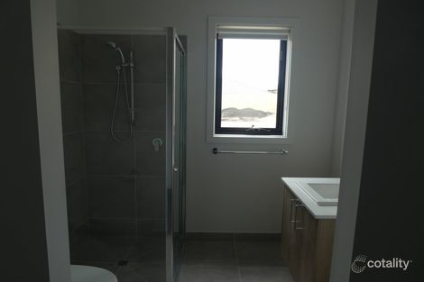 Property photo of 18 Bottlebrush Way Lucknow VIC 3875