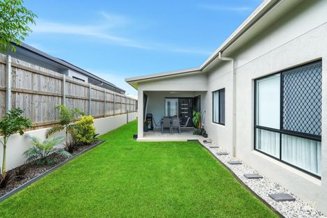Property photo of 5 Lochern Elbow Mount Peter QLD 4869