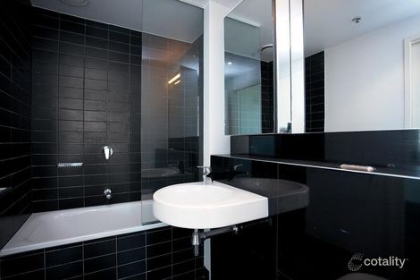 Property photo of 711/620 Collins Street Melbourne VIC 3000