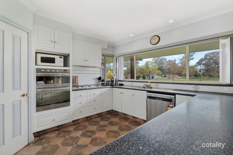 Property photo of 26 Noarana Drive Benalla VIC 3672