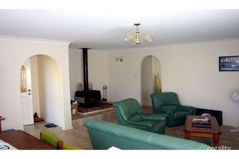 Property photo of 9 Wallaby Road Lake Munmorah NSW 2259