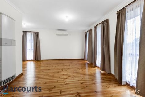 Property photo of 5 Maynard Place Kings Park VIC 3021