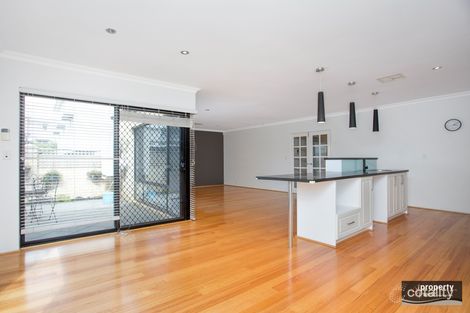 Property photo of 10 Queensbury Road Joondalup WA 6027