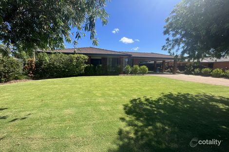 4 William St, Finley, NSW 2713