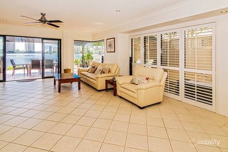 Property photo of 2/101 Stanhill Drive Surfers Paradise QLD 4217