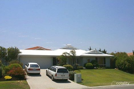 4 Sheffield Pl, Hillarys, WA 6025